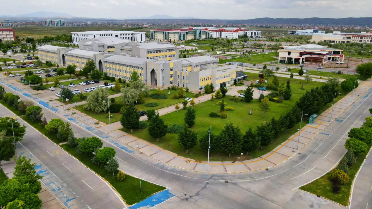 Aksaray Üniversitesi