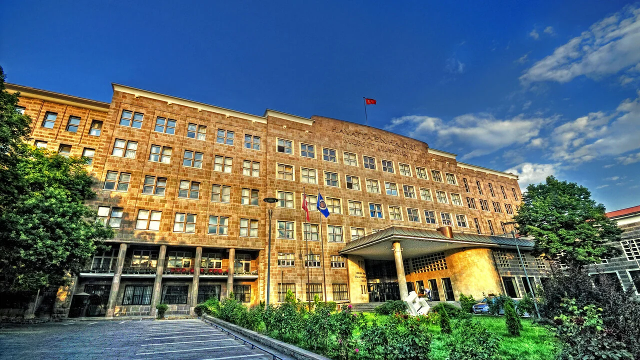 Ankara Üniversitesi
