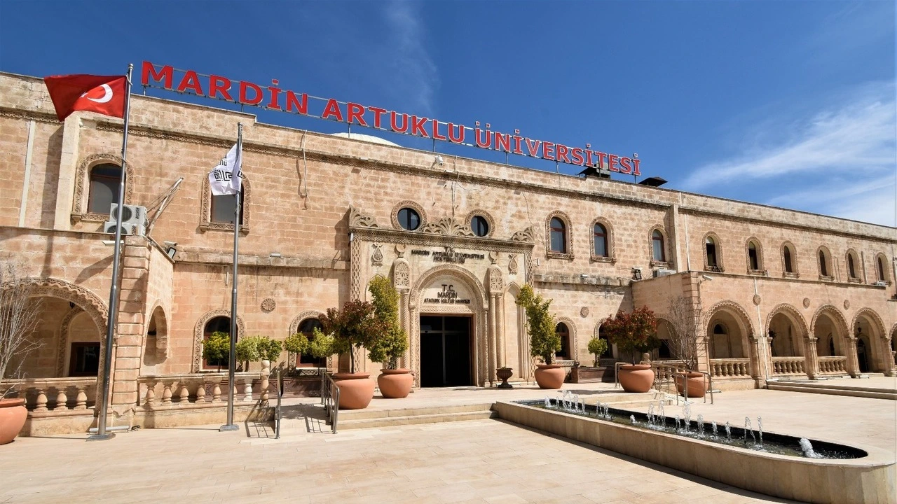 Mardin Artuklu Üniversitesi
