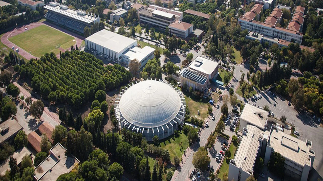 İzmir Ege Üniversitesi