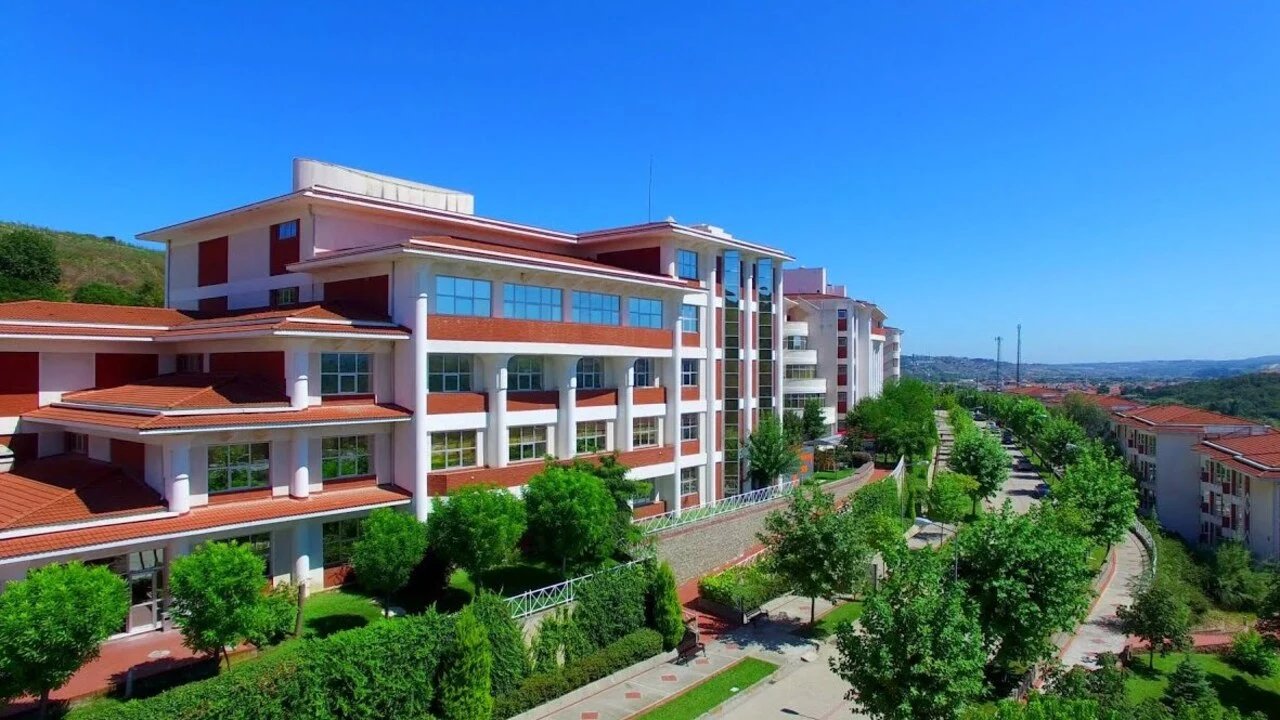İstanbul Işık Üniversitesi