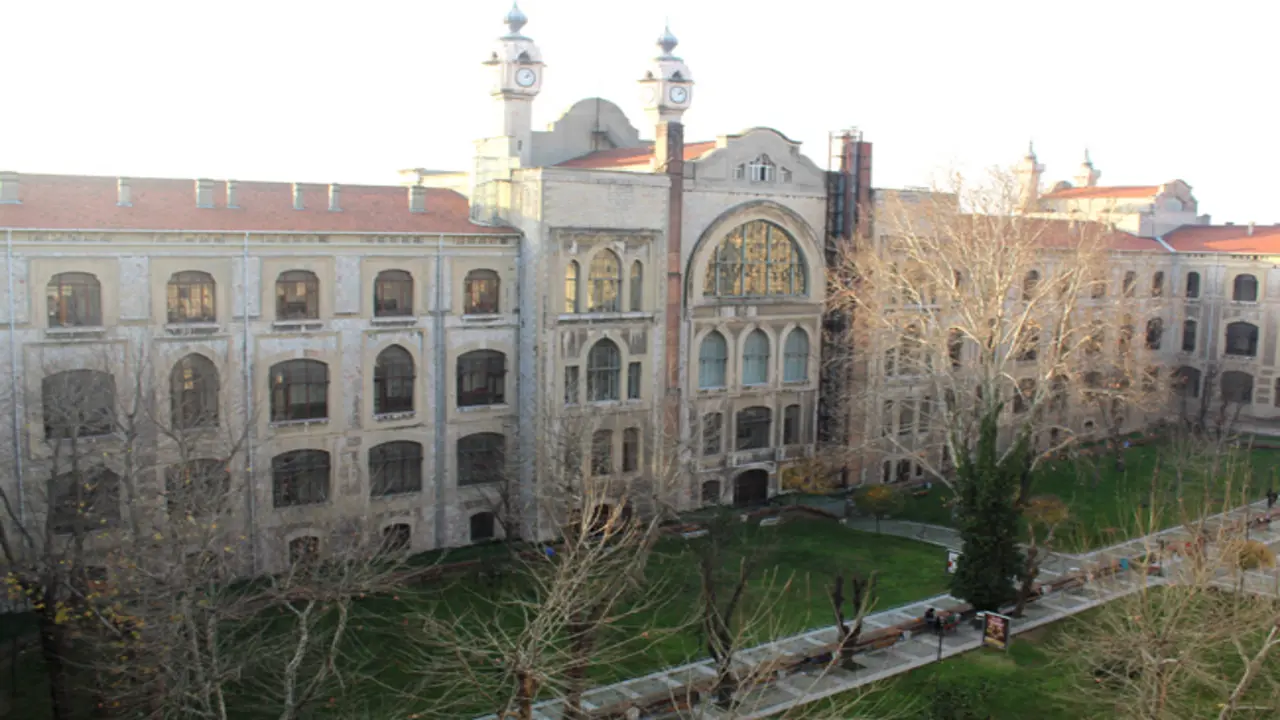 Marmara Üniversitesi