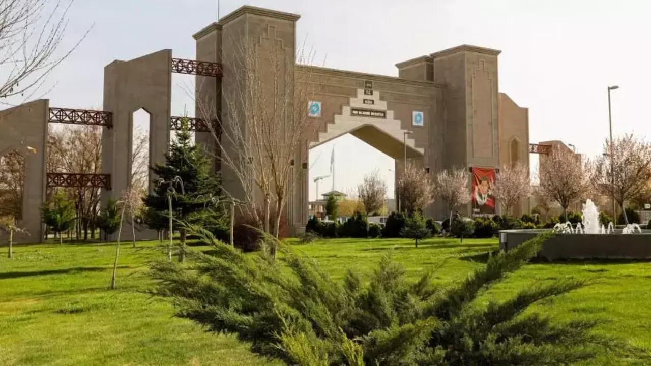 Niğde Ömer Halisdemir Üniversitesi