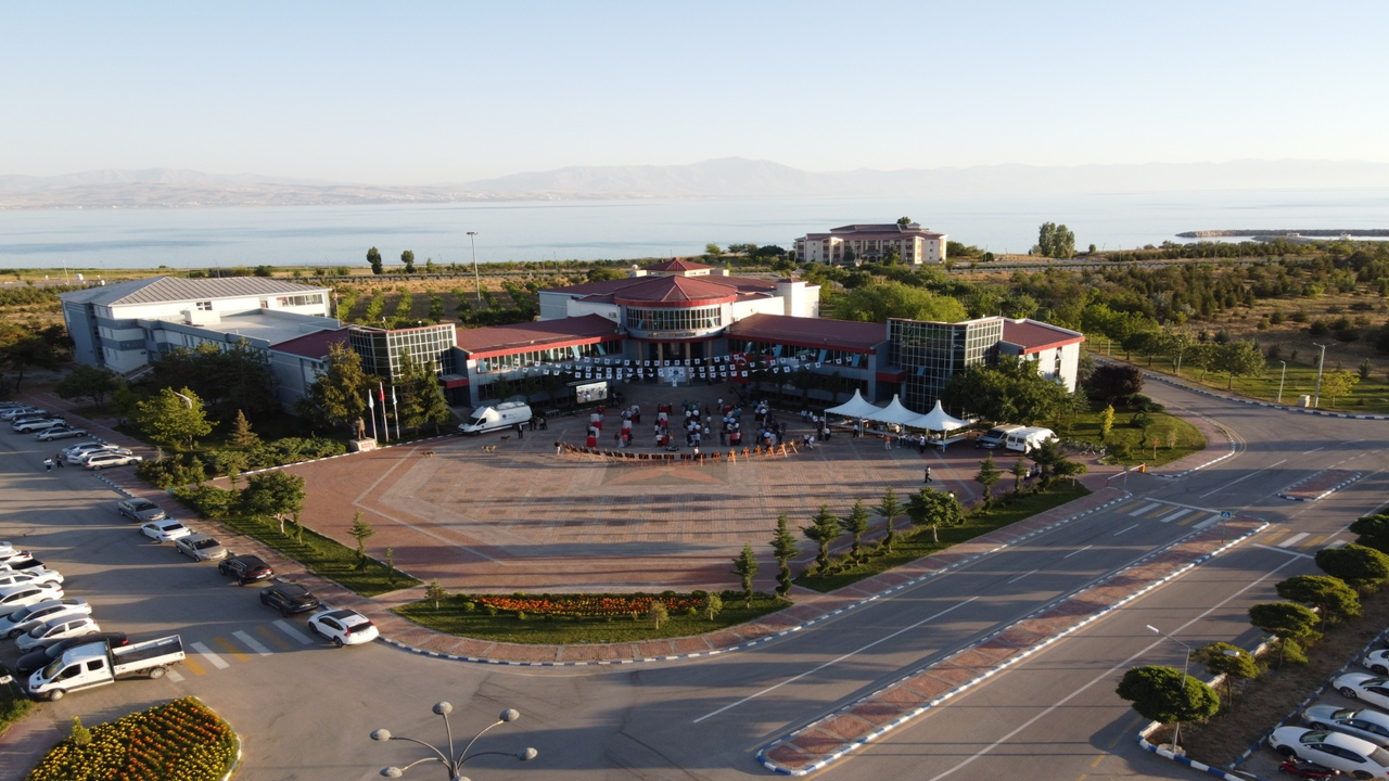 Van Yüzüncü Yıl Üniversitesi