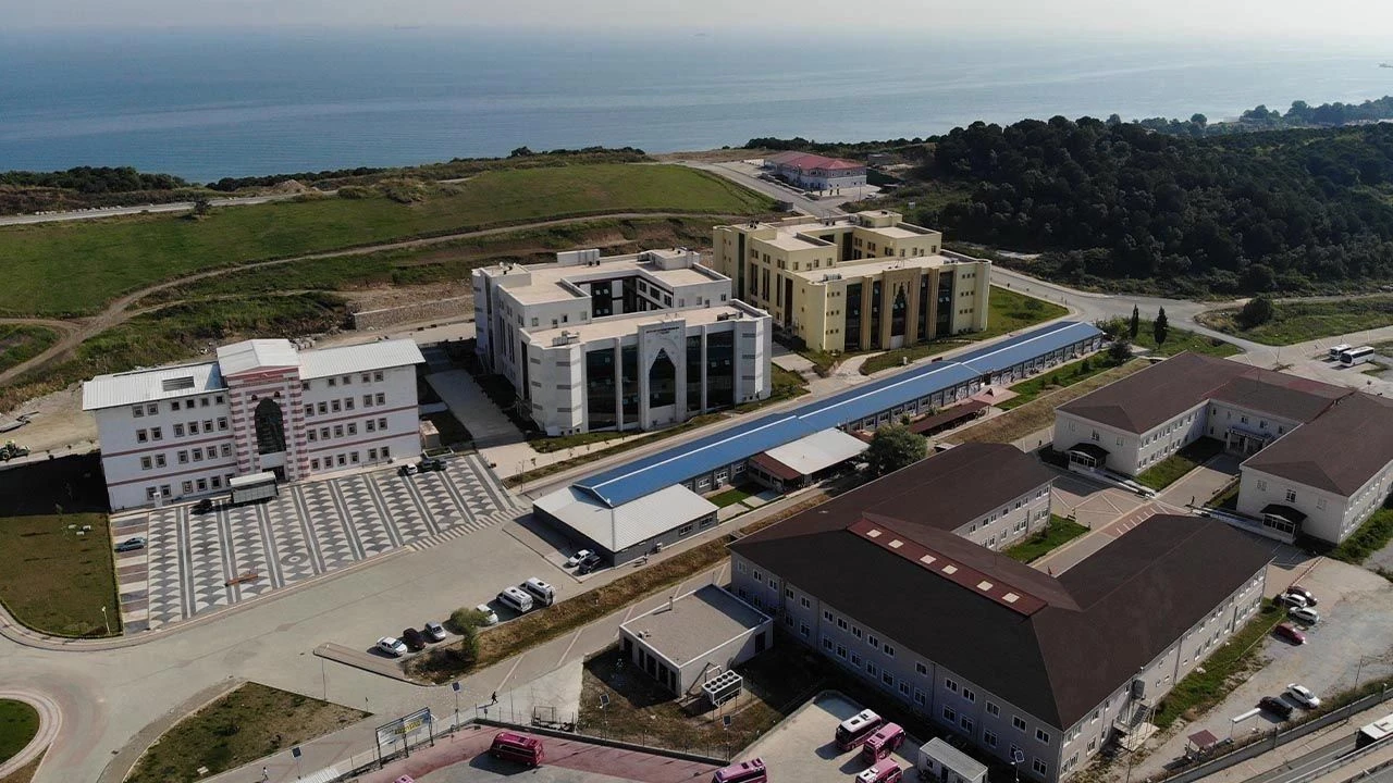 Yalova Üniversitesi