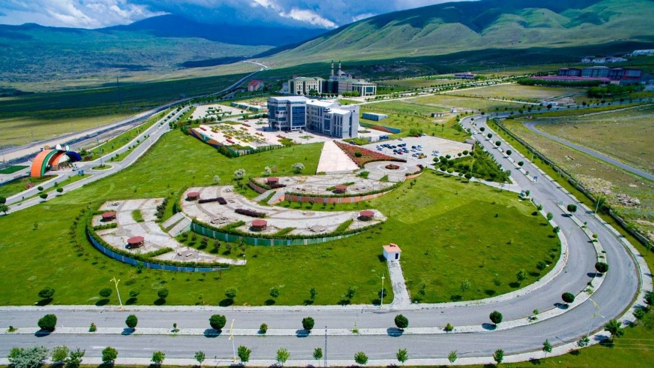 Iğdır Üniversitesi